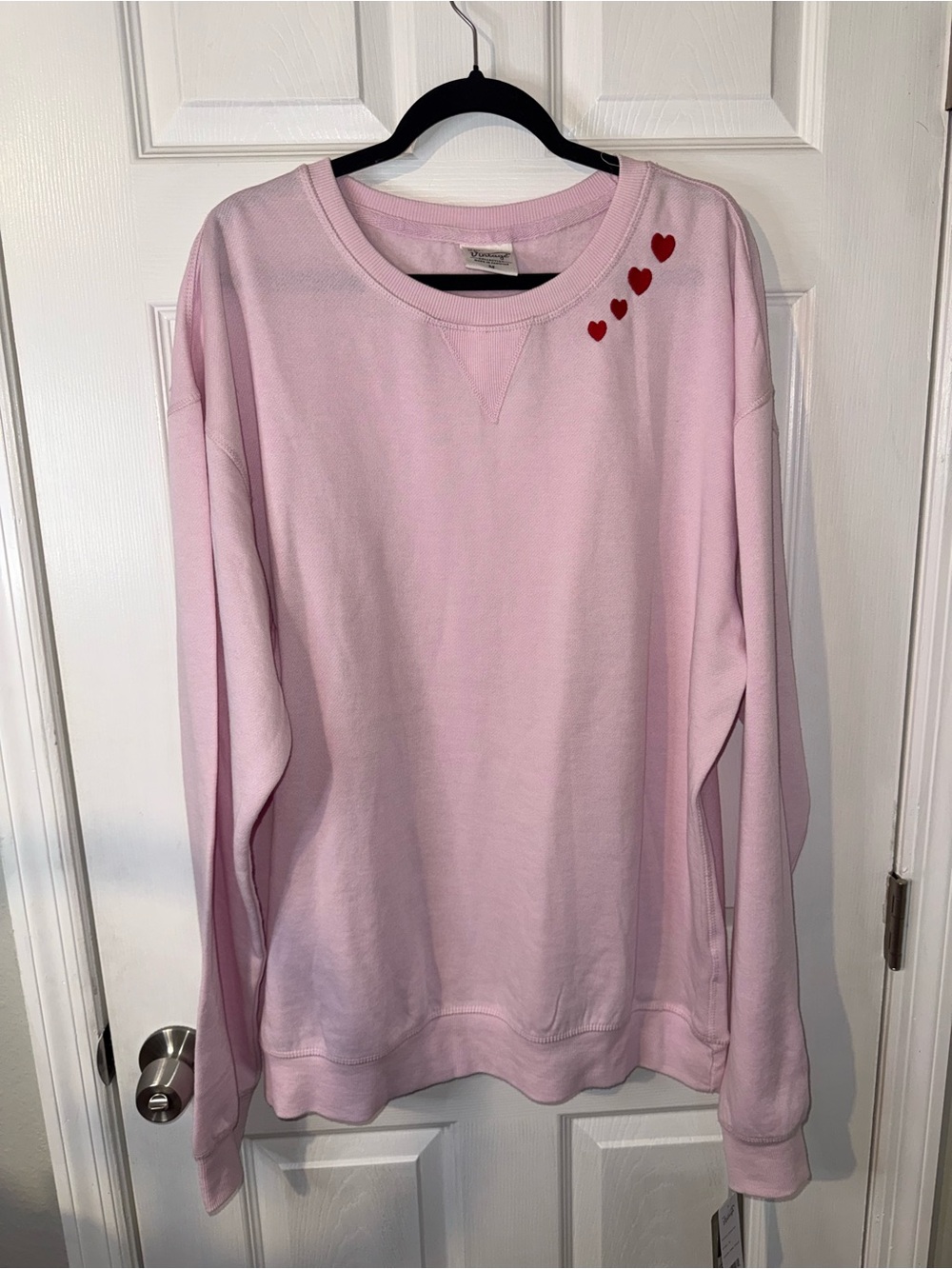 Women’s Pink Crew Neck Sweater Tunic Warm Size Medium Red Heart Embroidery NWT